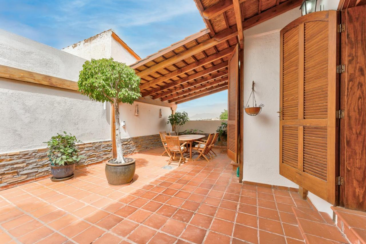 Buenavista Panoramic Villa In Costa Adeje Exteriör bild