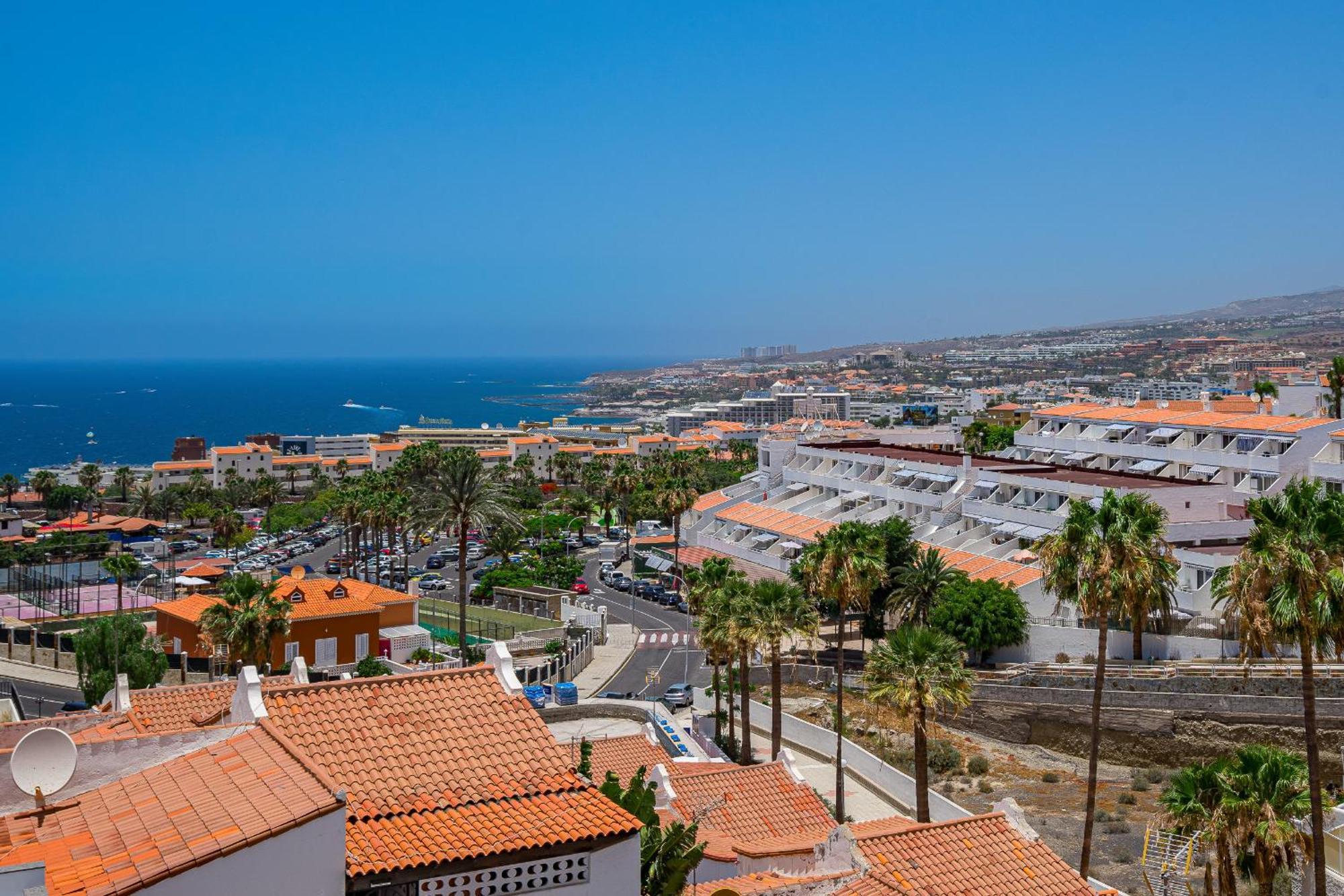 Buenavista Panoramic Villa In Costa Adeje Exteriör bild